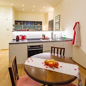 La Casa Colorata - Flats In - Bocconi Appartement Milaan